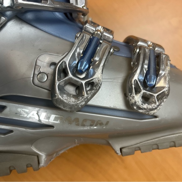 Salomon Irony 6 Women's Downhill Ski Boots 23.0 US 5.5 🎿 W/ Thermic Boot Heaters - Picture 6 of 12